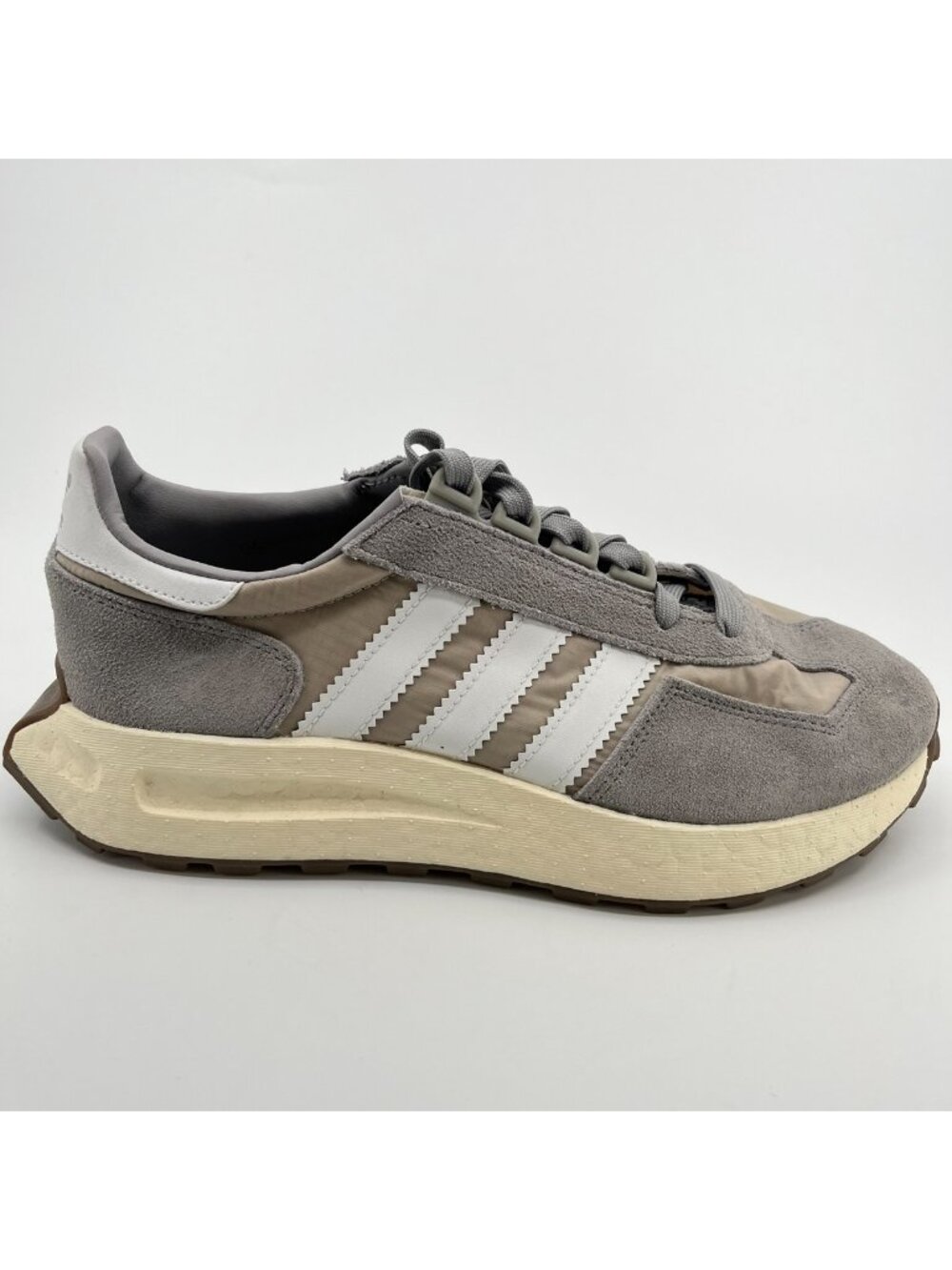 Adidas Retropy E5 Mens Size 8 Gray White Athletic Running Walking Shoes Sneakers